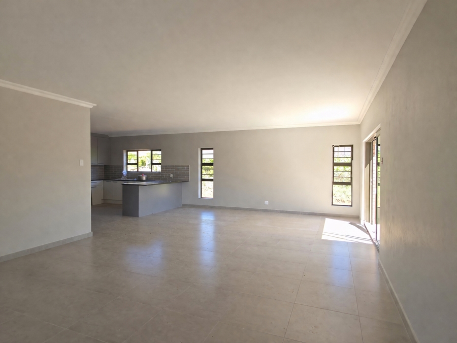 3 Bedroom Property for Sale in Wavecrest Eastern Cape